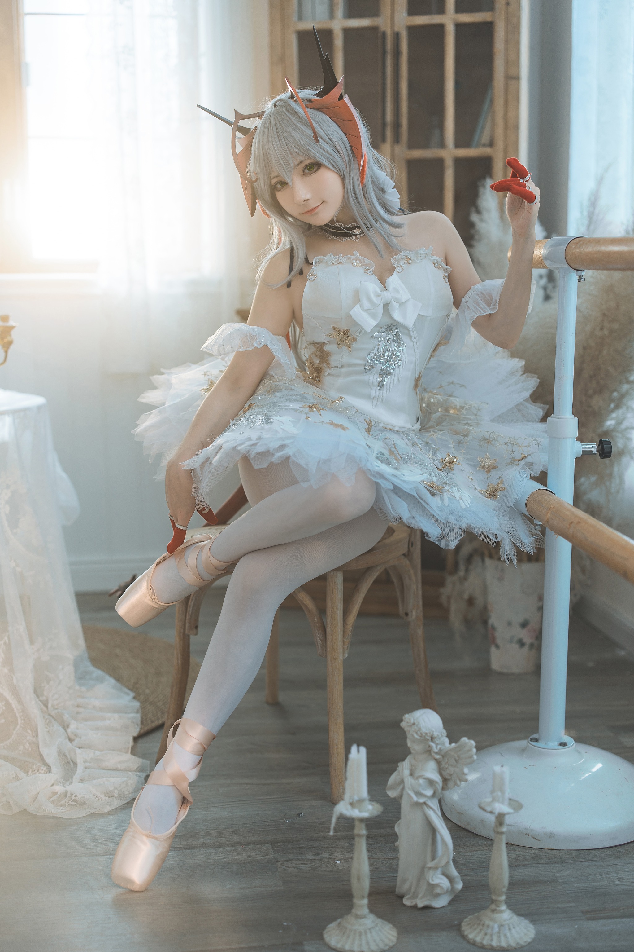 是三不是世w - NO.049 明日方舟 芭蕾W洛天依[27P]-XikXak